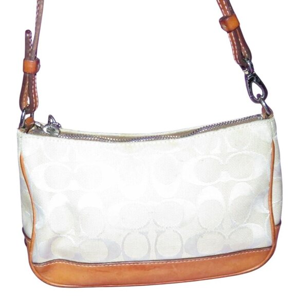 Coach 2001Cream & Tan Demi Baguette Bag in Signature C Canvas & Vachetta Leather - Picture 2 of 11